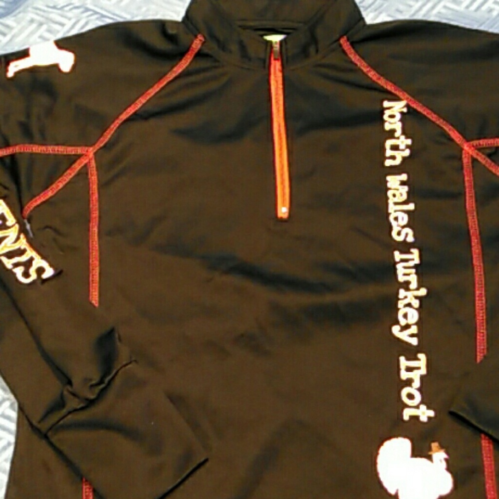 Running Jersey with cool graphics size Small